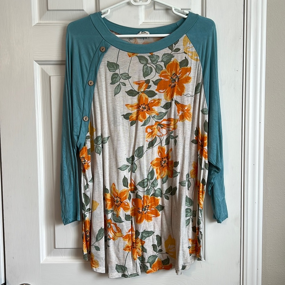 Plus size raglan top from 1 4 3 Story